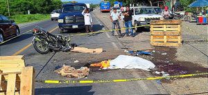 ¡DOS MUERTOS EN MOTOCICLETAZO!