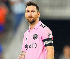 ¡MESSI SE QUEDA EN LA BANCA!