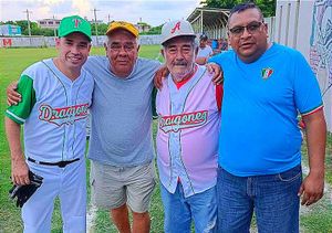 ¡DRAGONES MANTIENE SU BUEN PASO EN EL BÉISBOL TIPO PLAYERO!