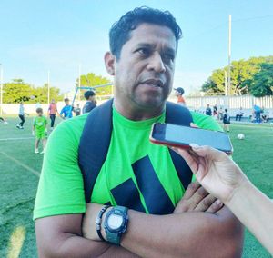 ¡FELÍZ OMAR ALTAMIRANO POR LLEGAR AL ATLÉTICO BOCA!