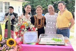 SE RETIRÓ DE LAS AULAS LA MAESTRA BEATRIZ SALDAÑA
