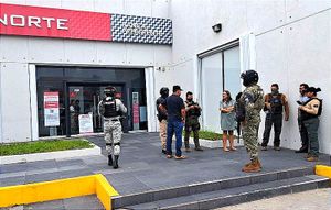 ¡EMPISTOLADOS SE METEN HASTA AL BANCO PARA ATRACAR EN EL VIRIGINIA!