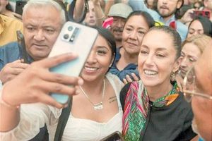 ¡PROMOTORES DE EBRARD CIERRAN FILAS CON CLAUDIA SHEINBAUM! -En Michoacán