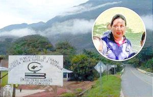 ¡PLAGIA COMANDO A MAESTRA FRENTE A ALUMNOS!