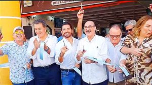 ¡EMOTIVA INAUGURACIÓN DE LEGENDARIO RESTAURANTE "VERACRUZANEA"!