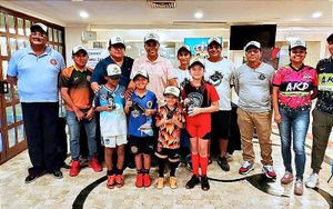 ¡PRESENTAN NUEVA TEMPORADA 2023-2024 DE LA BICENTENARIO!