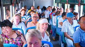 ¡SÚPER CIRCUITO PALMAS DEL COYOL! -Pati Yu lo estrena, y hasta se sube en un camión