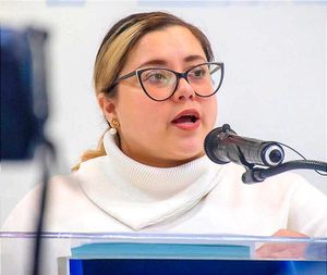 ¡RE-DENUNCIADOS! -“Nos Preocupa que esté Siendo Financiada con Recursos Públicos y Tolerada por Quienes Tienen la Obligación de Garantizar la Equidad y la Legalidad en el Proceso Electoral que Vivimos”.