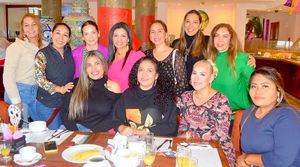 EL CUMPLEAÑOS DE SANIA, MUY FELICITADA...!