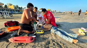 NO HIZO CASO A LA ADVERTENCIA DE SALVAVIDAS ¡YA LO SACAN AHOGADO DE VILLA DEL MAR!