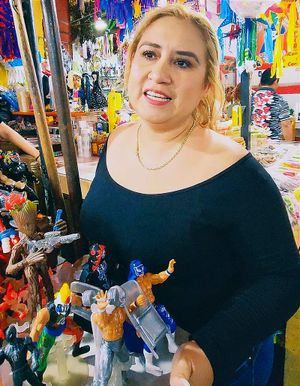 ¡CAMBIAN BALEROS POR MUÑECOS DE MODA!