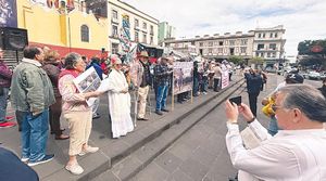 ¡SIN JUSTICIA!