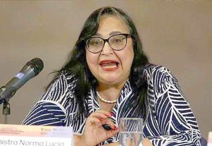 LUCHA DE PODERES ¡DESAIRA AMLO INFORME DE NORMA PIÑA! -..."VA LA SECRETARIA DE GOBERNACIÓN", *LOS PRESIDENTES HAN ASISTIDO A LOS INFORMES DEL TITULARES DE LA CORTE INCLUSO EN SITUACIONES DE TENSIÓN