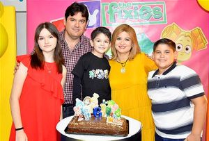 MARCELO CUMPLE 6 CON TODOS SUS AMIGOS!