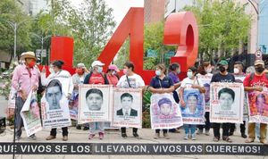 ¡ORDENAN DEJAR LIBRES A OCHO MILITARES!