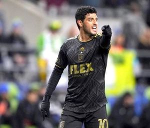 ¡LA REAL SOCIEDAD QUIERE DE REGRESO A CARLOS VELA!