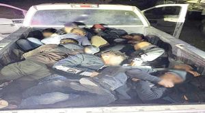 ¡DETIENE PATRULLA FRONTERIZA DE EL PASO A 24 MIGRANTES!