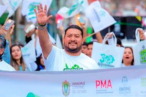 ¡AMBIENTÓN ECOLÓGICO! -*"Vamos a estar cambiando plásticos por bolsas ecológicas y regalando árboles"