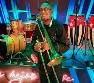 ¡FALLECE MÚSICO CUBANO POR UN INFARTO! - |DESCANSANDO EN SU CUARTO DE HOTEL