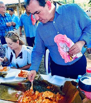 ¡SE COME UN “TAMAL”! - |*A Manga Remangada