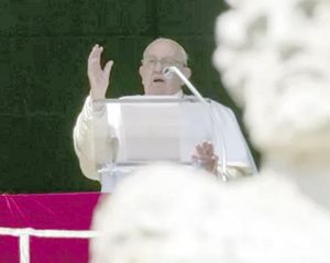 ¡EL PAPA FRANCISCO TIENE GRIPE Y CANCELA AUDIENCIA  CON DIÁCONOS DE ROMA!