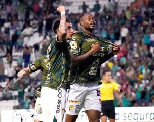 ¡LEÓN HUNDE AL SAN LUIS CON GOL DE ÚLTIMO MINUTO!