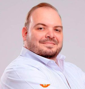 ¡SERGIO VA! -*Tras Varios Años De Haber Picado Piedra...