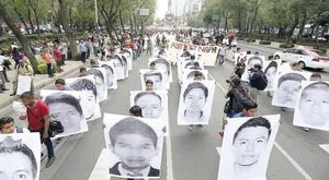 ¡ORDENAN APREHENDER OTRA VEZ A 8 MILITARES POR AYOTZINAPA! ...Ahora los acusan de delincuencia organizada
