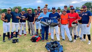 ¡CERVECEROS MANTIENEN EL LIDERATO EN LA PELOTA DE JAMAPA!
