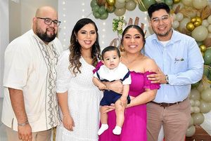 AARÓN RECIBE LA GRACIA BAUTISMAL! - En La Iglesia Gran Madre de Dios