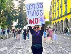 ¡NO APARECE LA MAESTRA Y ACTIVISTA EN PRO DE LOS DERECHOS DE LA MUJER!