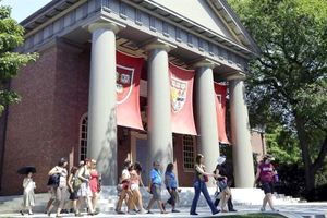 ¡QUE YA SON MENOS LOS QUE LLEGAN A HARVARD!