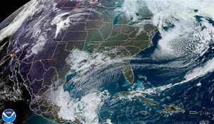 ¡TRES GRADOS MÁS; DOS NUBES MENOS! - *Y TODAVÍA SOPLA TANTITO, DE FRENTE