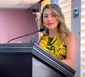 ¡NO SON FEMINISTAS! - * Maribel Ramírez Explota Contra Morena