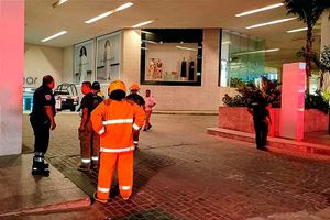 ¡FUEGO ARRASA CON EL RESTAURANTE “AMILAH” EN PLAZA ANDAMAR!