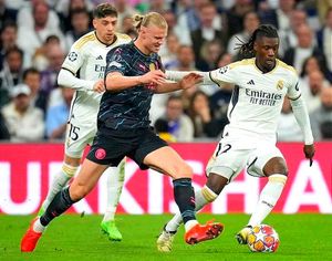 ¡GOLAZOS EN EL “SANTIAGO BERNABEU”! - DE TOP EN FUTBOL *REAL MADRID Y MANCHESTER CITY!