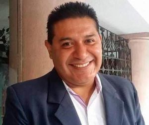 ¡SECUESTRAN A LÍDER DE  TIANGUIS EN FORTÍN! - GRUPO ARMADO LO INTERCEPTO CUANDO SUBÍA A SU VEHÍCULO