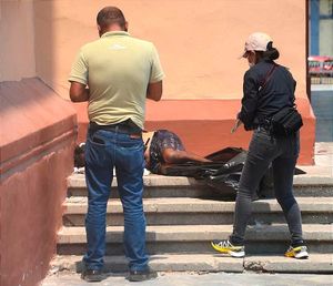 ¡LO ENCUENTRAN MUERTO EN LA PRIMARIA FRANCISCO JAVIER CLAVIJERO!