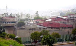¡LOS REOS SE VAN A HUELGA DE HAMBRE! - *OCHO PRISIONES DEL ESTADO DE MÉXICO