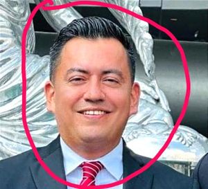 ¡ASESINAN A LÍDER SINDICAL! - *Lo Encuentran Dentro De Un Vehículo