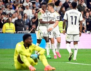 ¡GOLEA REAL MADRID AL ALAVÉS CON DOBLETE DE VINÍCIUS!