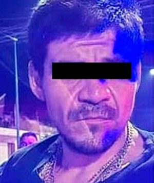 ¡YA LO ESTABA ARRANCADO! - *Lo Atrapan los Vecinos *Traía una Chamarra de Seguridad Publica para que lo Soltaran