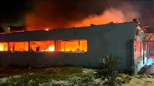 ¡SE QUEMÓ LA PALAPA “EL CALAMAR” EN COATZA!