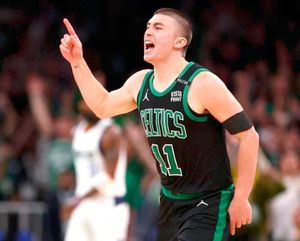 ¡CELTICS TOMA DOS JUEGOS DE VENTAJA SOBRE MAVERICKS!