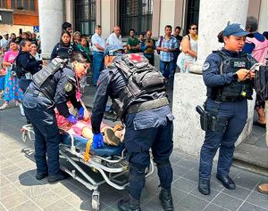 ¡SE DESMAYÓ ESPERANDO VOTAR!