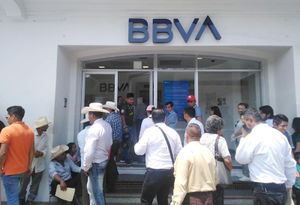 ¡NI LOS BANCOS ABREN!