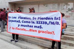 ¡SE PIERDEN CARPETAS! - *Denuncian caso de una invasión de lotes