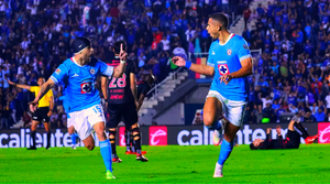 ¡CRUZ AZUL ES EL ÚNICO LÍDER EN LA LIGA MX!