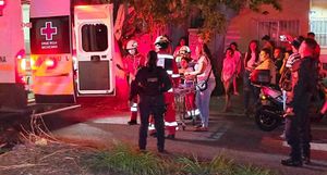 ¡NIÑO Y JOVEN DERRAPAN EN COLINAS DE SANTA FE!