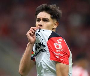 ¡ATLAS GANA DRAMÁTICO CLÁSICO A LAS CHIVAS!